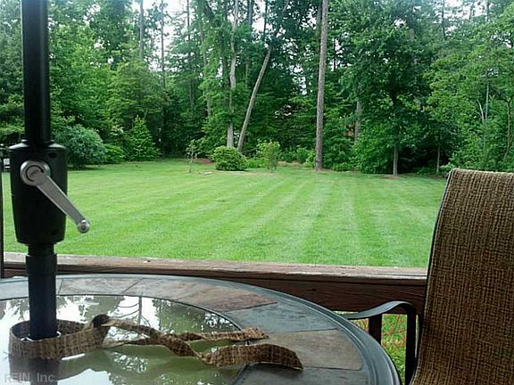 5th image of 411 Old Lakeside Dr
