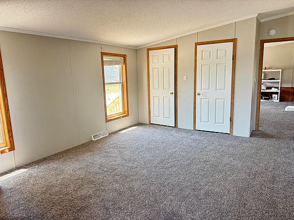 4th image of 20748 Grandville Rd