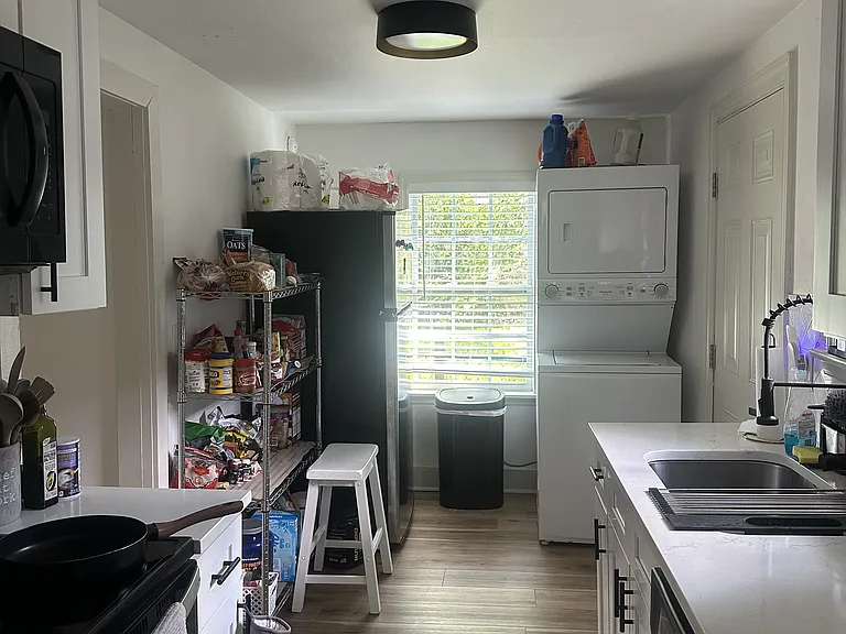 2034 Beech Ave — Photo 9