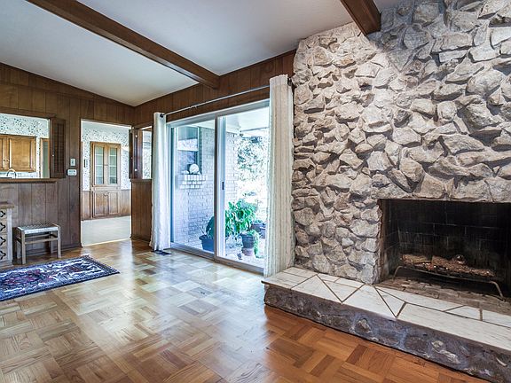 3rd image of 508 Canyon Creek Dr