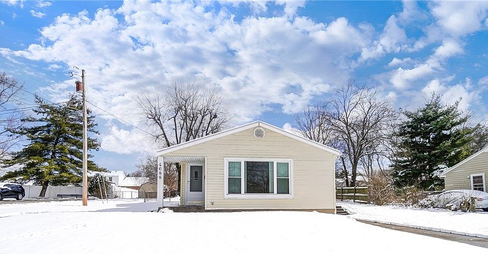1st image of 4688 Slade Dr