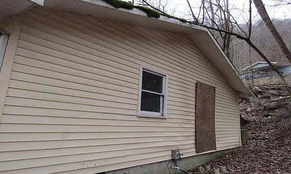 4th image of 208 Morgan Dr