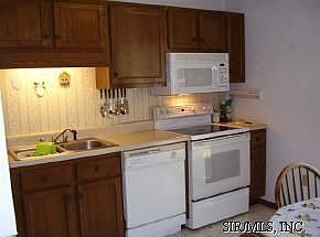 4th image of 220 Suppiger Ln APT 123