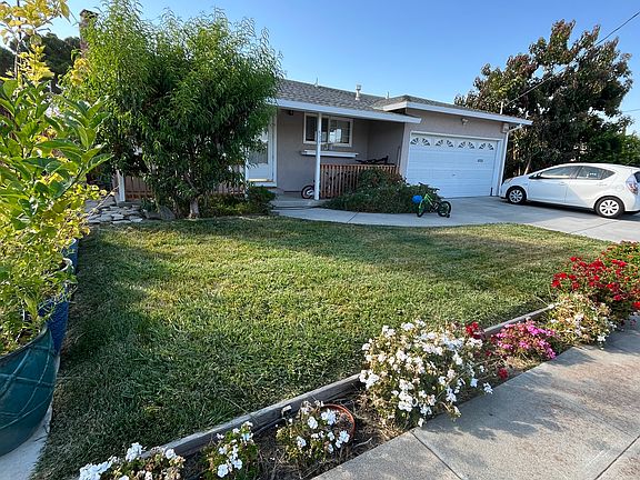 2nd image of 4627 Cerritos Ave