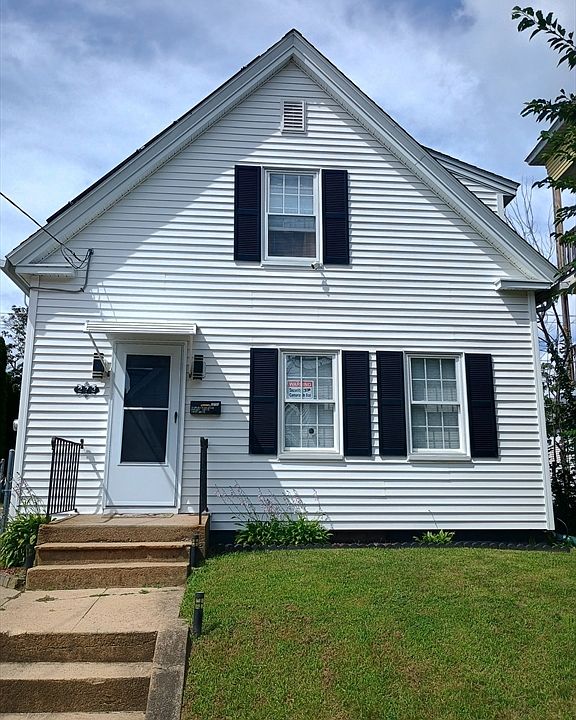 1st image of 273 Pleasant St