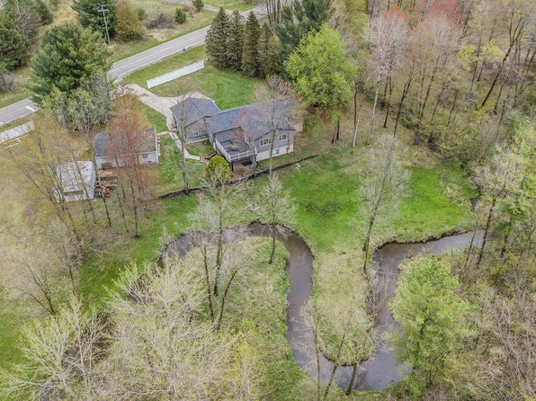 5315 Brown Rd, Millington, MI 48746