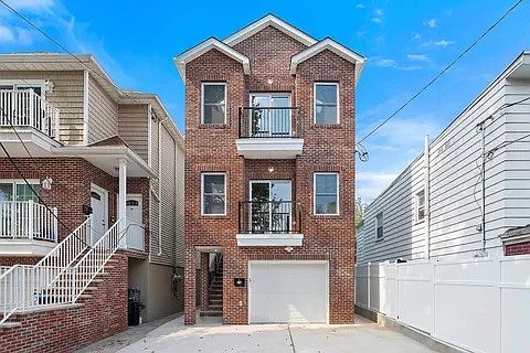 1st image of 76 E 29th St #1