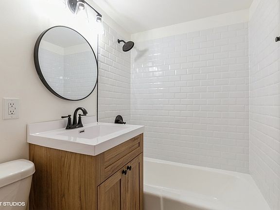 2nd image of 14450 Jefferson Ave APT 2W