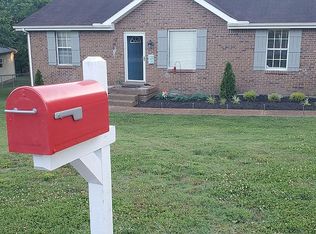 668 S View Dr, Old Hickory, TN 37138