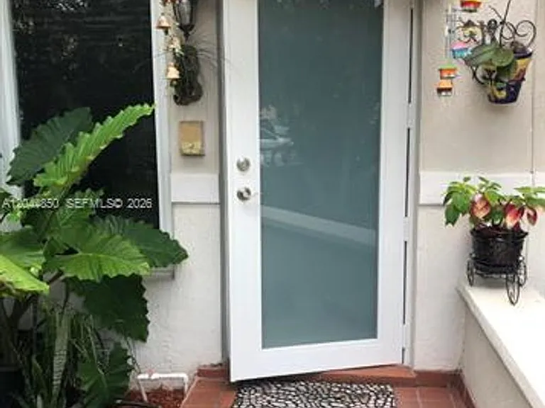 248 Majorca Ave — Photo 2