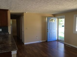 4818 Rittenhouse Dr, Dayton, OH 45424