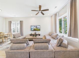 3043 N Southport Ave #2, Chicago, IL 60657