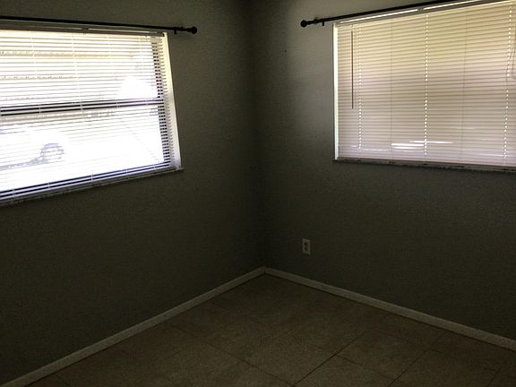 4th image of 1466 SE Grapeland Ave