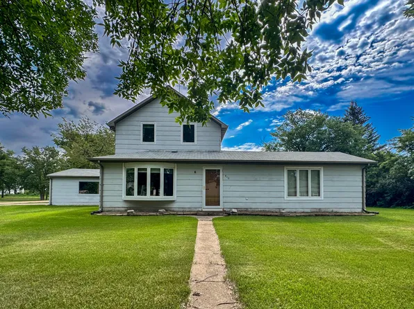 410 S Quapaw St S, Iroquois, SD 57353