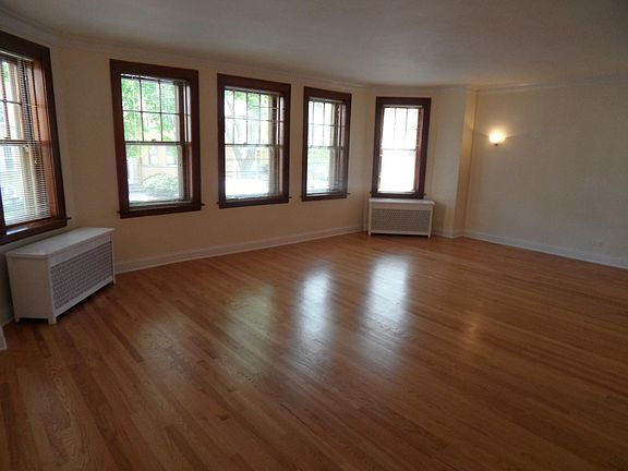 2nd image of 6240 N Talman Ave #2
