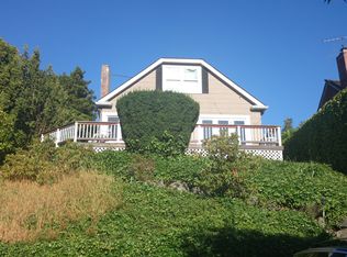 3037 26th Ave W, Seattle, WA 98199