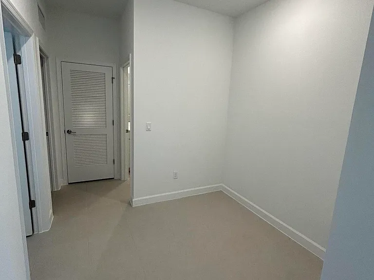 1769 SE Crosswood Way — Photo 22