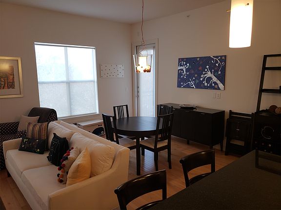 4th image of 2950 McKinney Ave APT 321