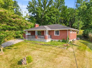 6211 Taylor Rd, Cincinnati, OH 45248