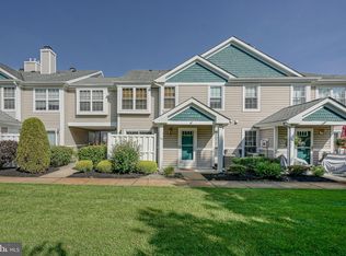 206 Steeplechase Ct, Woodbury, NJ 08096