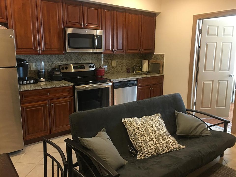 1st image of 919 Ridge Ave APT C