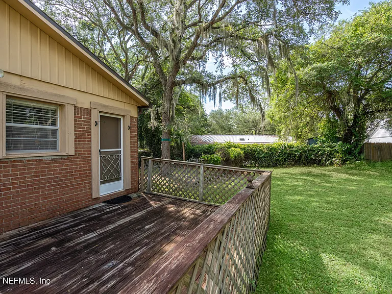 253 Cowry Rd — Photo 27