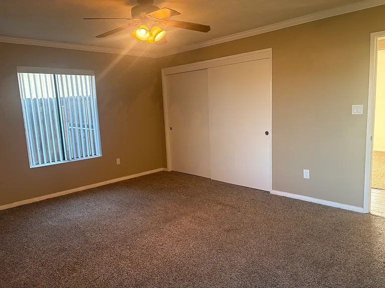 18340 Santa Anita St — Photo 21