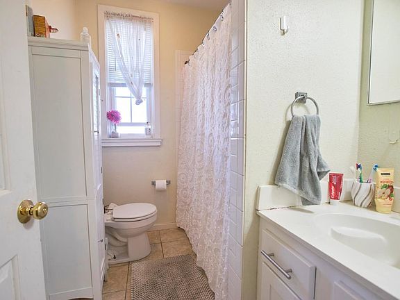 5th image of 7444 Saint Charles Ave #306-unit 3