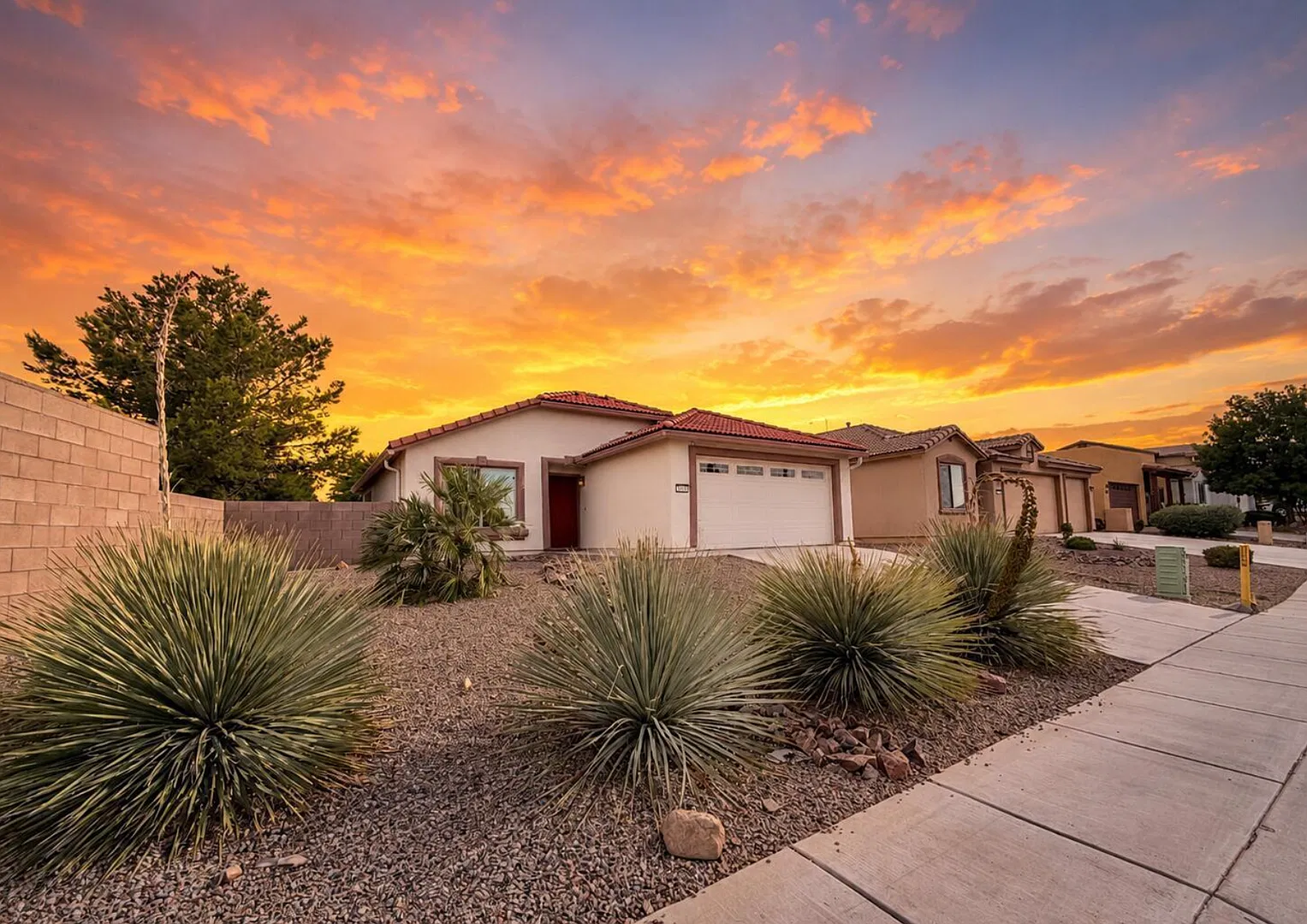 3BR/2BA/2CG, 1,185 sq.ft. rental in Sierra Vista, AZ — Photo 1