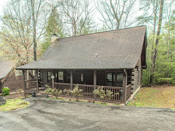 709 Golden Eagle Way, Pigeon Forge, TN 37863