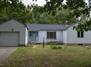 59167 Noah Lake Rd, Three Rivers, MI 49093