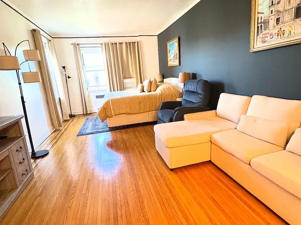 86-10 34th Avenue image 3 of 18