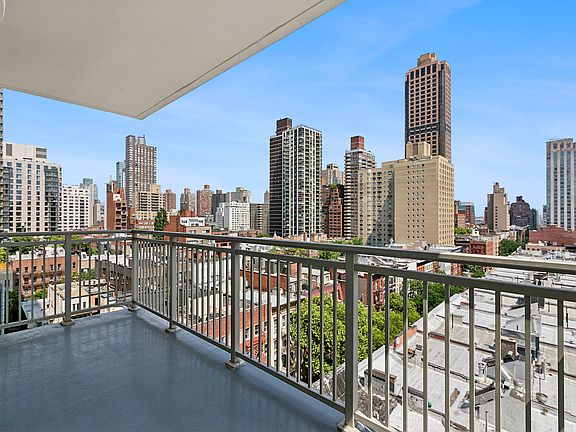 3rd image of 300 E 83rd St #11D
