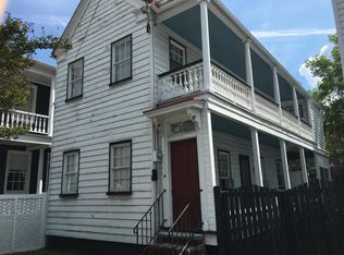 8 Elizabeth St, Charleston, SC 29403