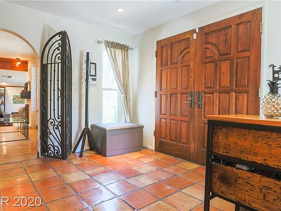 5th image of 1216 Cashman Dr