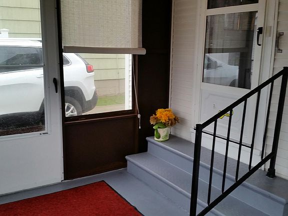 2nd image of 324 Ellen Dr