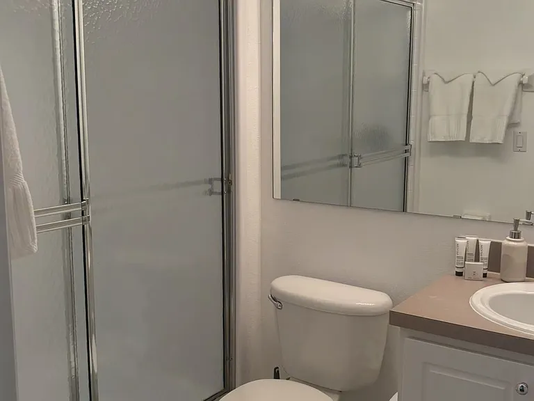 1037 Park Ridge Cir — Photo 33