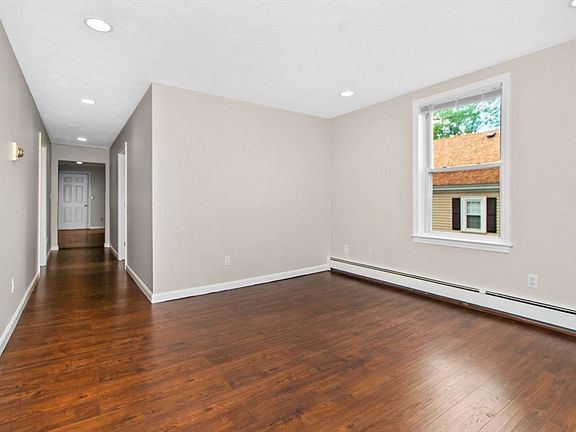 5th image of 36 Upham St #2