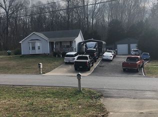 982 May Apple Dr, Clarksville, TN 37042