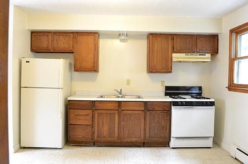 3rd image of 5 E Zarley Blvd