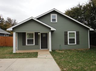 705 W Hull St, Denison, TX 75020