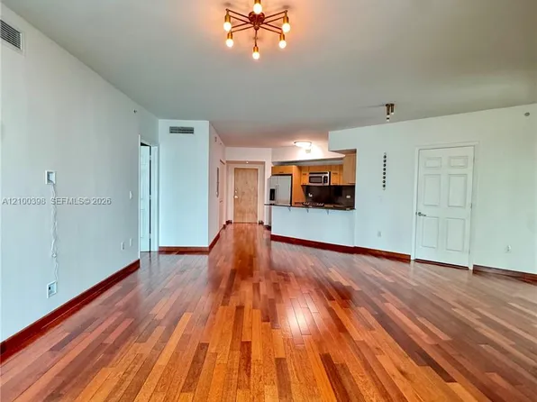 350 S Miami Ave, Miami, FL