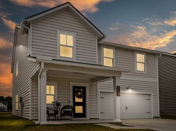 112 Whisper Dr, Summerville, SC 29485