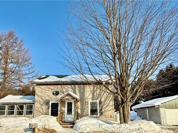 120 Edwards Rd, Lacona, NY 13083