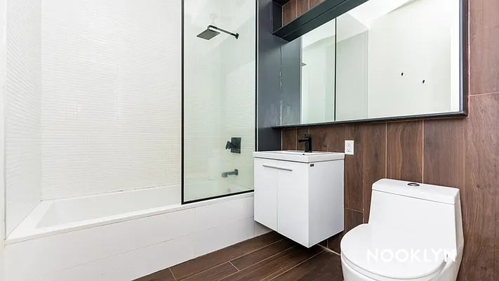 Rented by Nooklyn NYC LLC | media 11