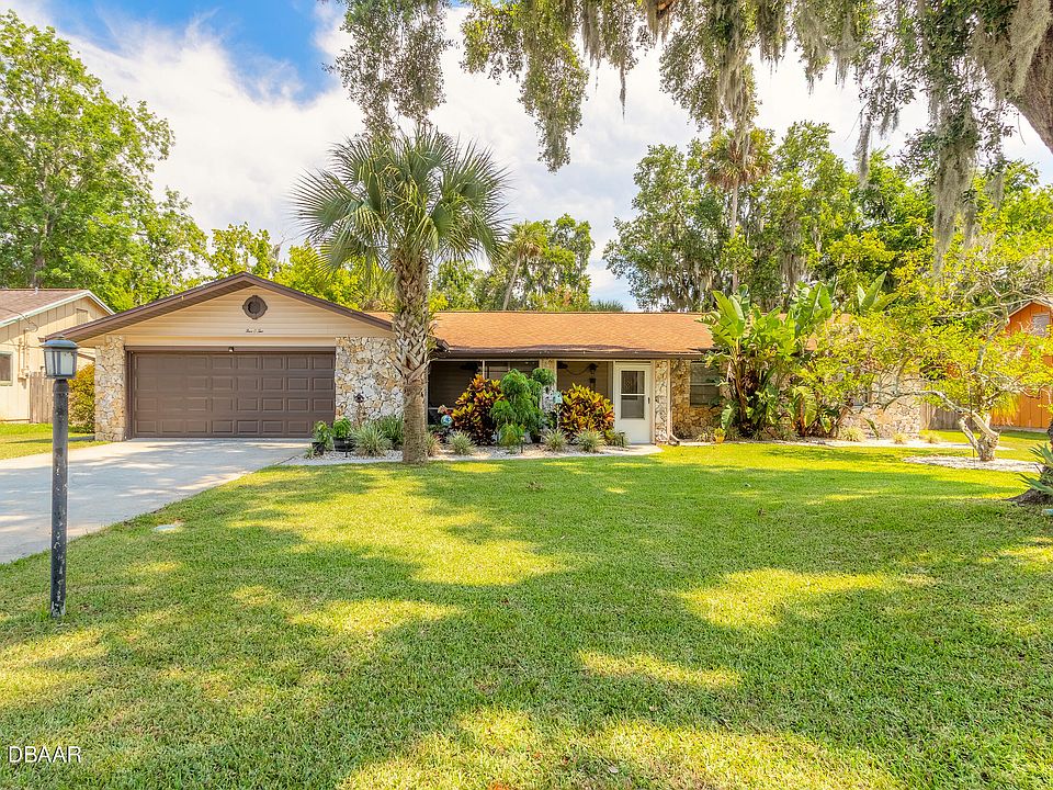 1st image of 502 Sandy Oaks Blvd