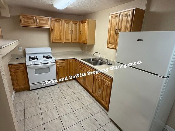 4th image of 932 10th St N #6B