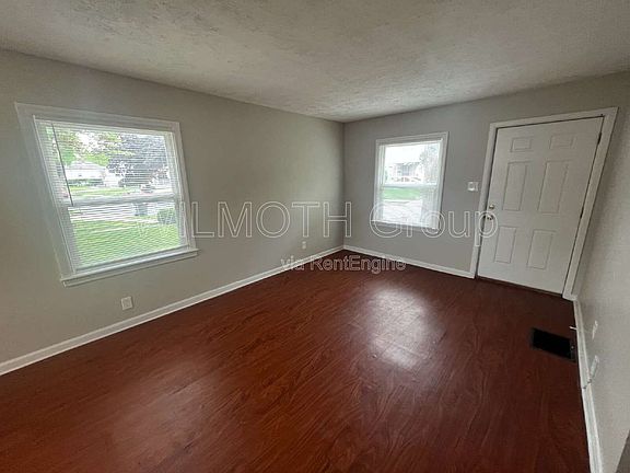 3rd image of 5322 E 19th Pl