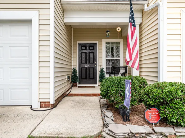 10141 Bessborough Dr, Raleigh, NC 27617