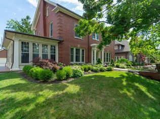 13435 Lake Ave, Lakewood, OH 44107